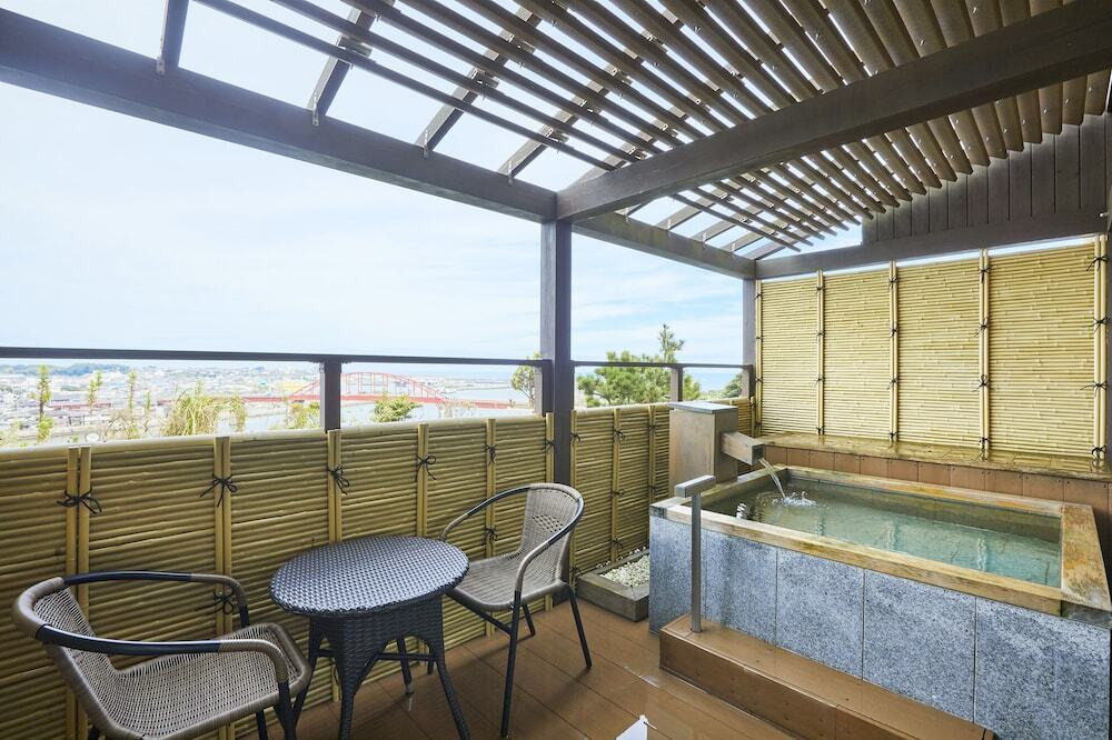 選べる温泉と担々麺のサービスが嬉しいお宿4021406