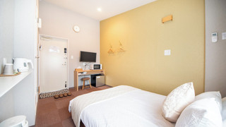 ダブルルーム402