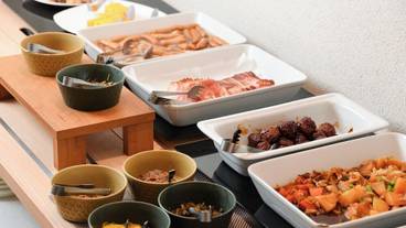 朝食ビュッフェ / 2