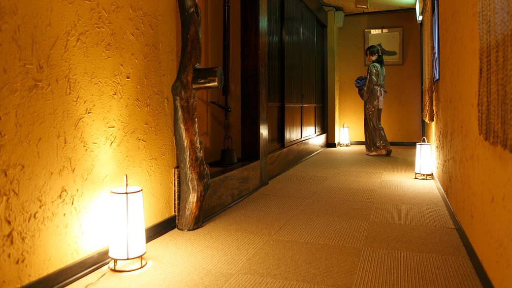 創業140年超の老舗
「牧水荘土肥館」 / 4