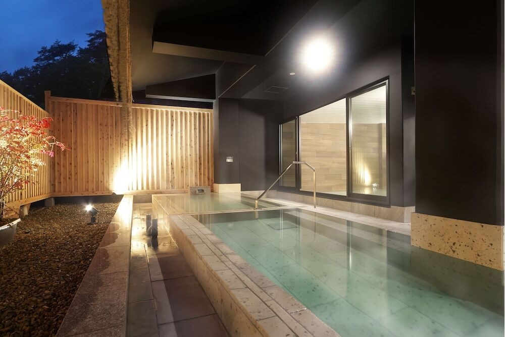 昔の趣そのままに…。おしゃれに生まれ変わった老舗宿3955057