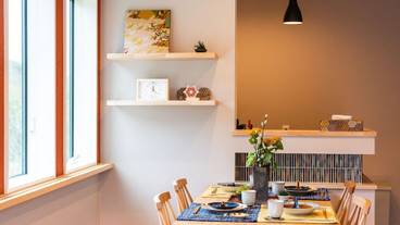 客室内のダイニングエリア / 15