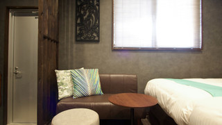 [禁煙] シックで落ち着く琉球モダンのお部屋 (~3名様)