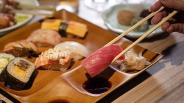 食事・飲み物 / 18