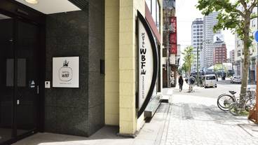 施設の入り口 / 8