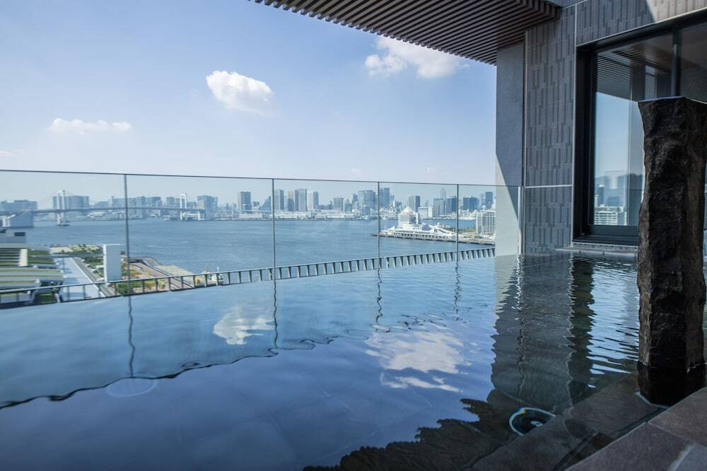 最上階 眺望大浴場①