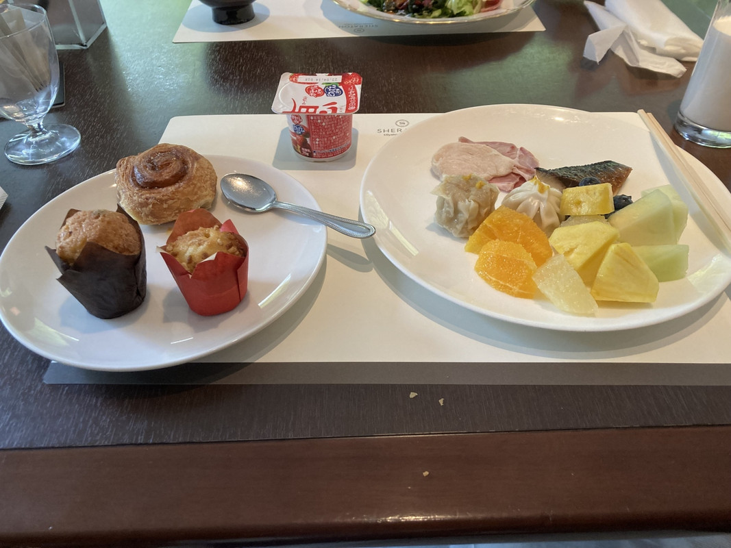 四川の朝食バイキング