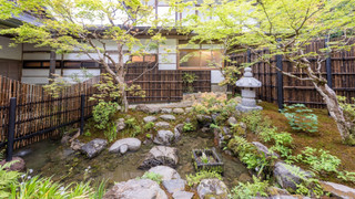 ラグジュアリー スイート 専用バスルーム ガーデンビュー