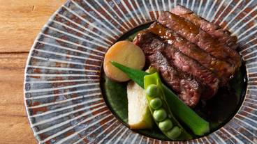 夕食の肉料理例 / 4