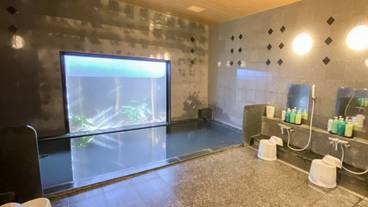 屋内スパ浴槽 / 1