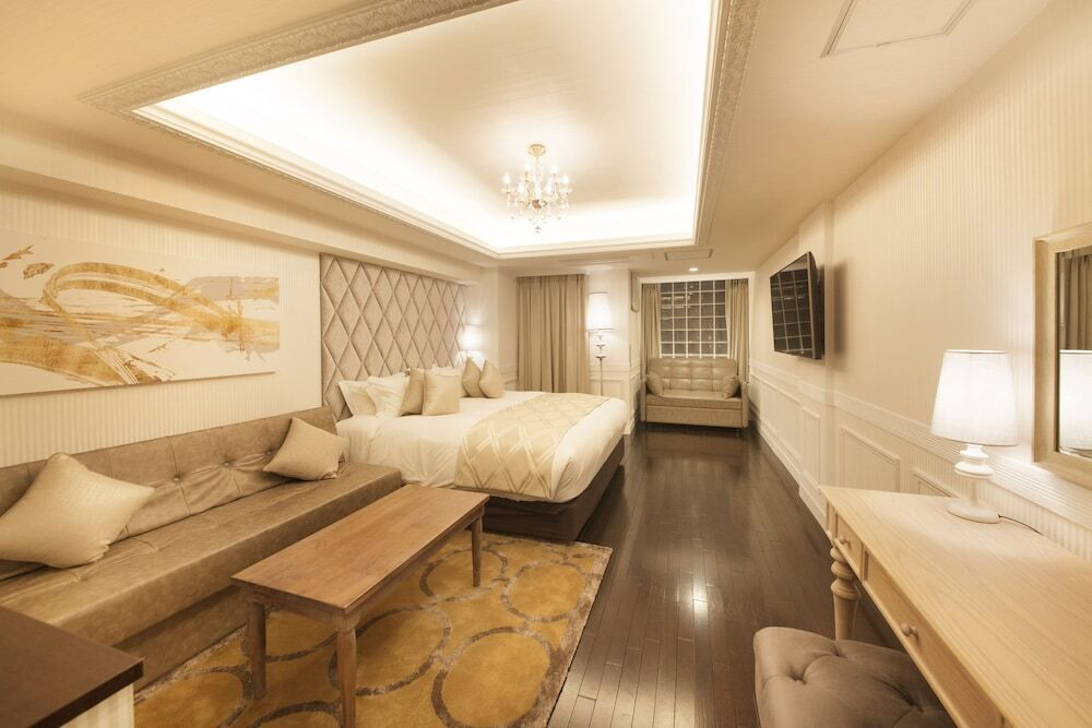 ラグジュアリーな館内に胸がときめく。上質なひとときが過ごせるホテル4258225