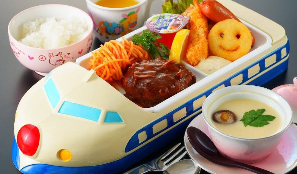 夕食／お子様プレート一例 / 2