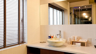 和洋室 ツインルーム シャワー付