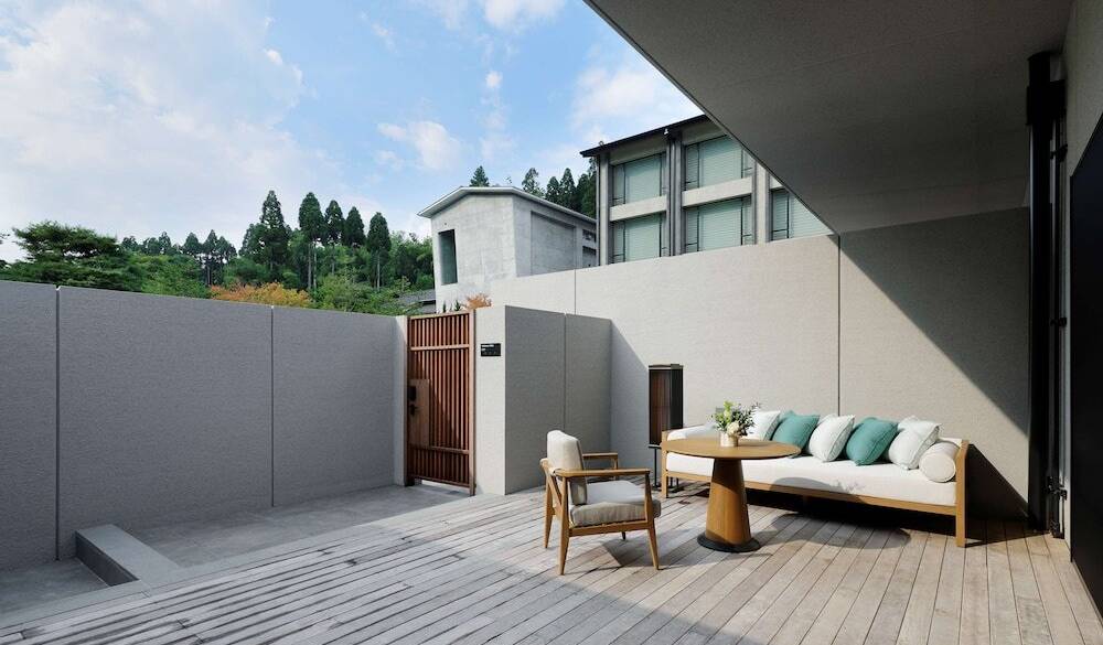 プールサイドデラックス　テラス / 4