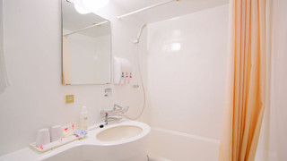 [禁煙] シングル (13平米/ベッド幅120×195cm)