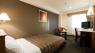 スタンダードセミダブルルーム喫煙可