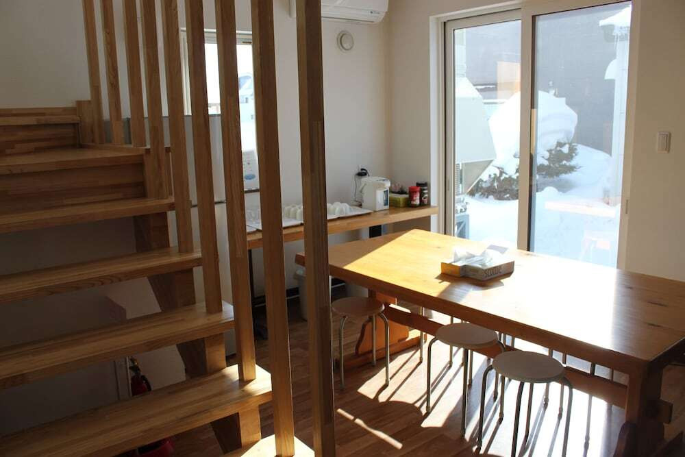 ロビーラウンジ