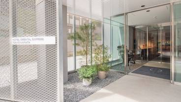 施設の入り口 / 28