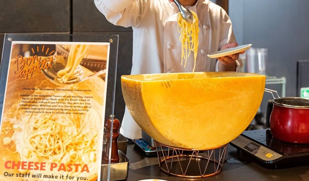 朝食ビュッフェ③ / 4