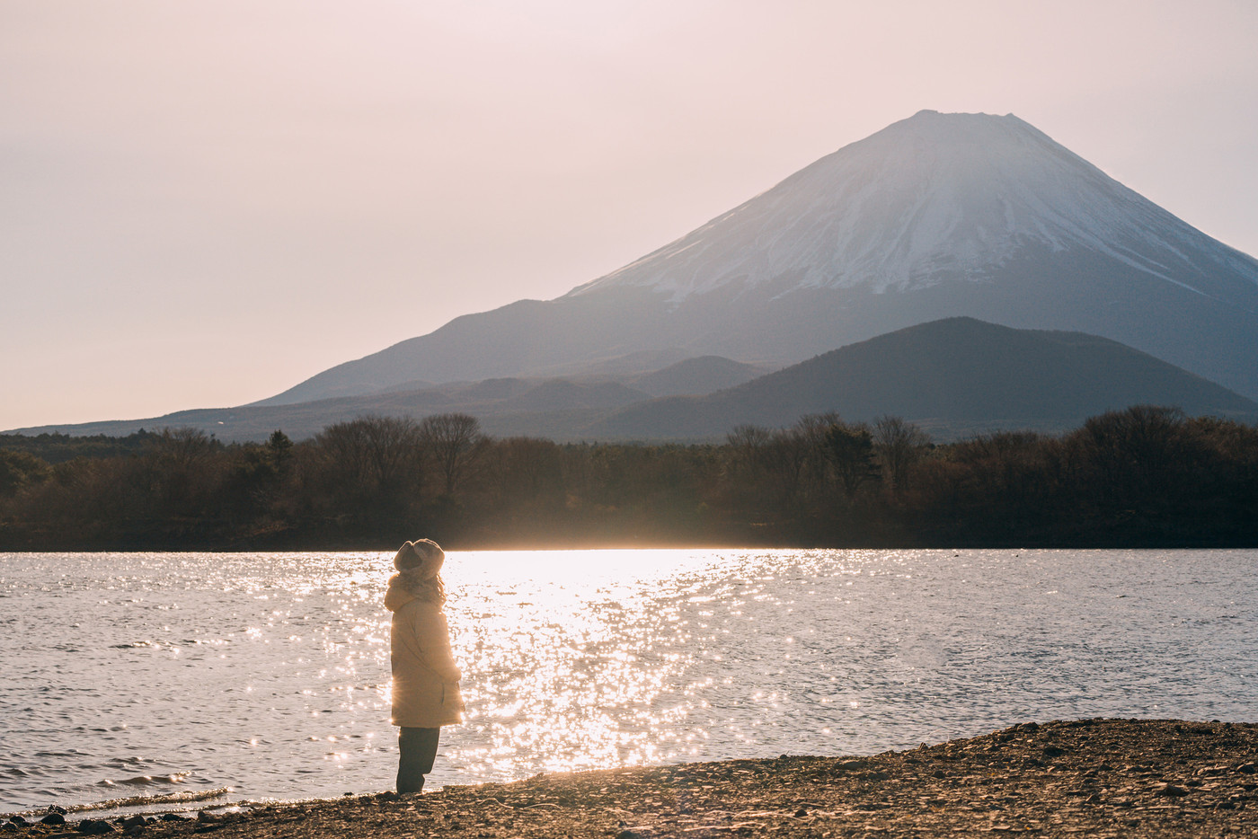 雄大な富士山と山中湖に癒される、くつろぎの休日4085380