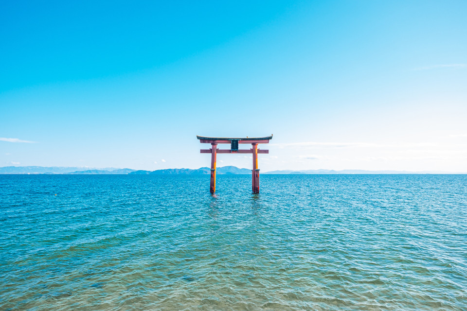 白鬚神社 湖中大鳥居