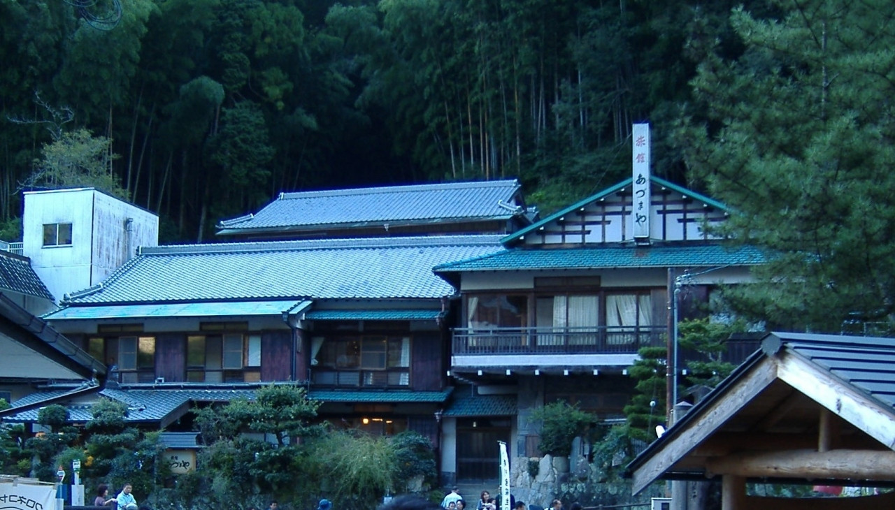 江戸時代から続く温泉宿で、夏芽×コウに思いをはせる…4091076