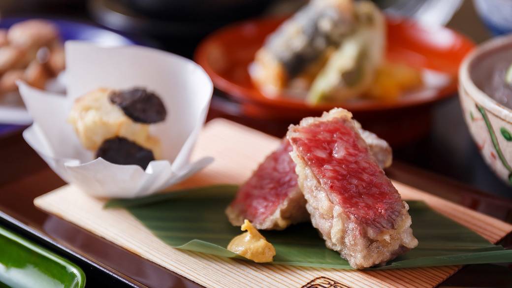 名店「八坂圓堂」の
味を満喫して
 / 1