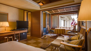 カップルにお奨め!!半露天風呂付きダブルルーム 『かえで』 [デラックス] [ダブルルーム] [シティビュー]