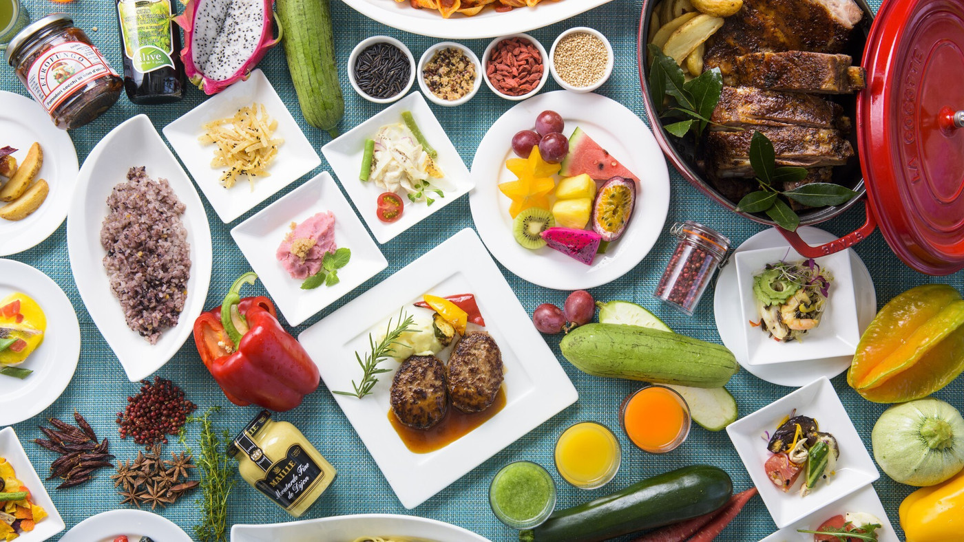 沖縄屈指の景勝地・万座毛を眺めながらまったり4249320