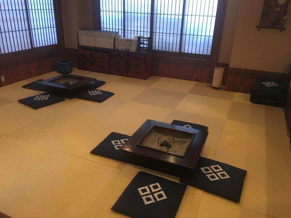 ロビー応接スペース