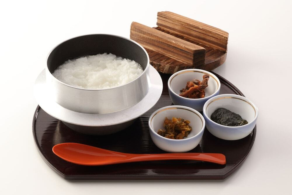 朝食　越後湯沢温泉粥