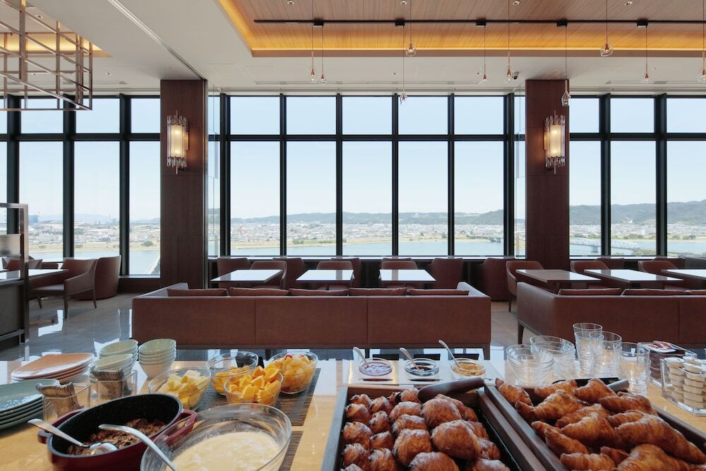 朝食ビュッフェ