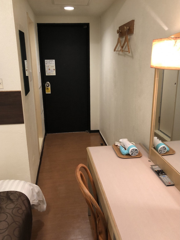 普通のお部屋です。カプセルやドミトリーと同じ値段って驚きです