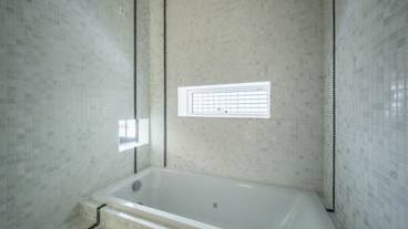 深めの浴槽 / 10