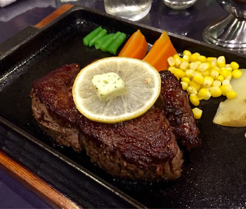 「じゃの目」料理 1055986 国産牛ヒレ300g