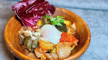 食事・飲み物 / 9