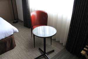 赤いチェアがオシャレ