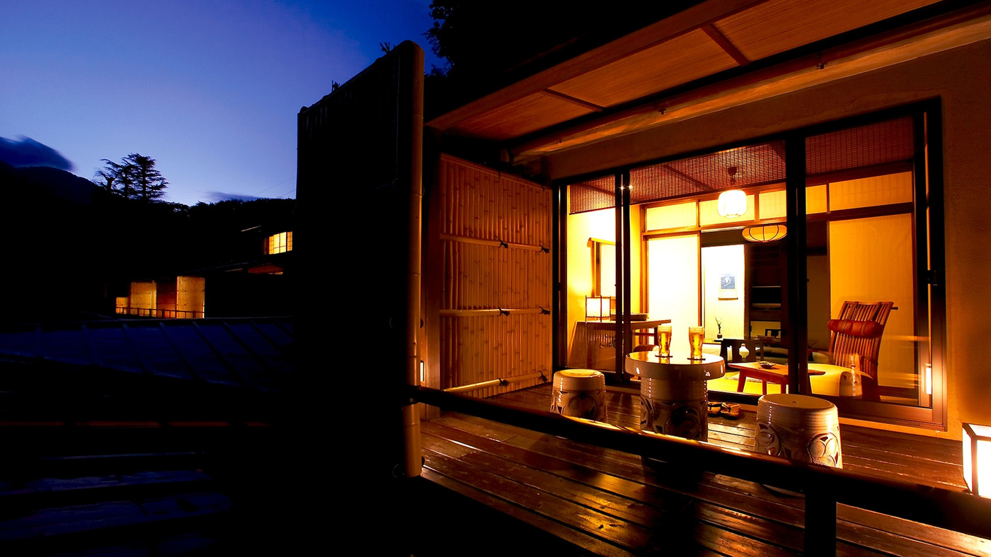 お風呂あがりは月見台でまったり♪3541925