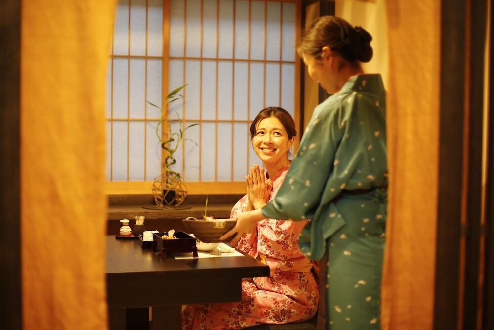 レストラン