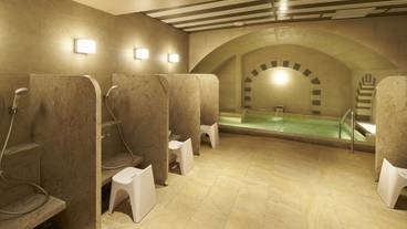 屋内スパ浴槽 / 2