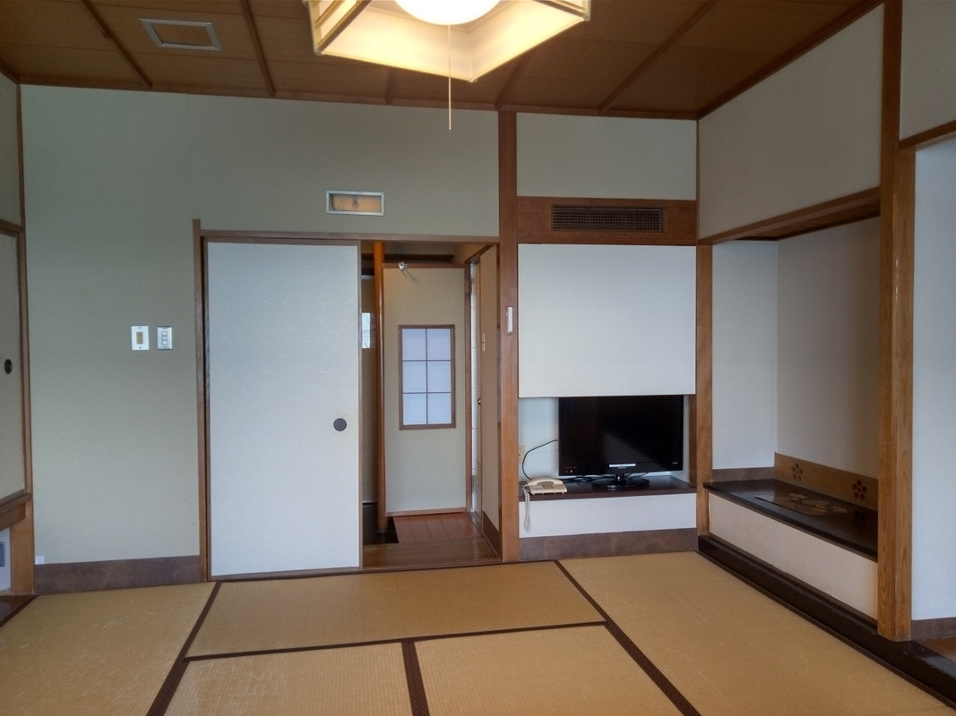 部屋入口です。