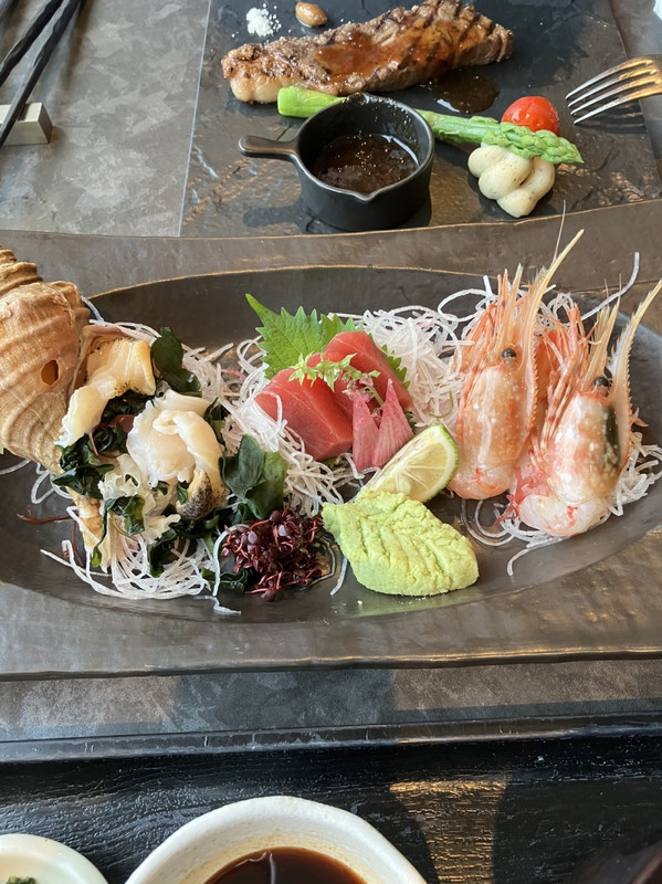 お刺身盛り合わせ