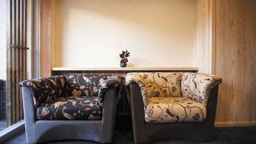 ロビー応接スペース / 4