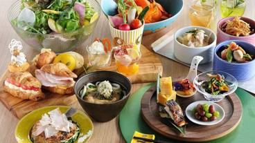 朝食ビュッフェ / 3