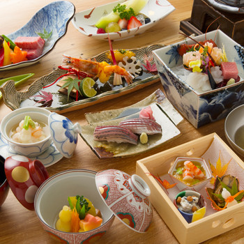 プライベート感が心地よいお部屋食 or 個室食3446067