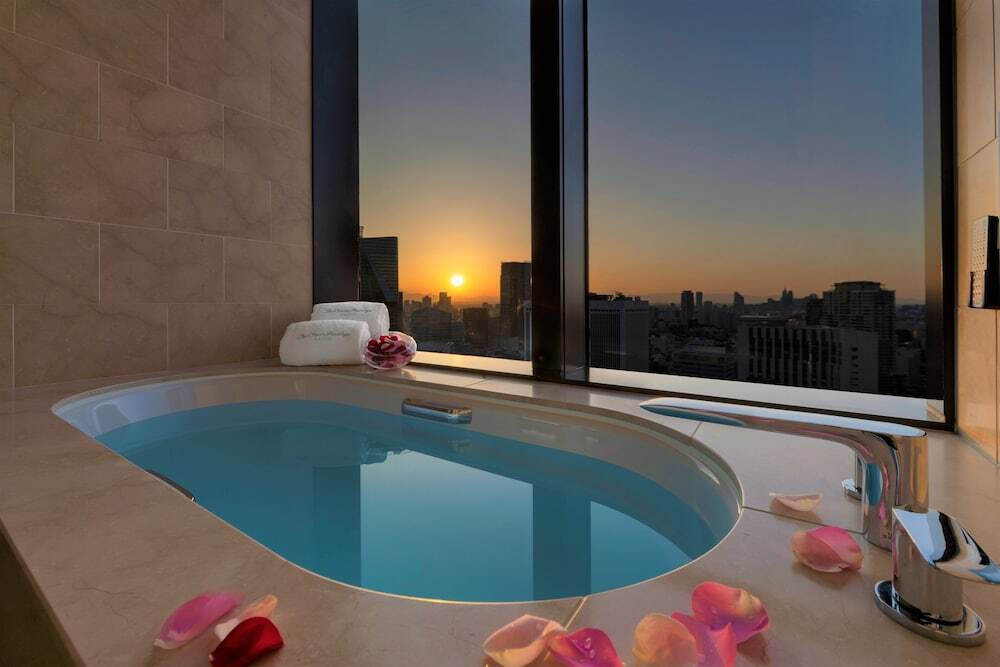 1日3回のフードプレゼンで、"食のオークラ"を味わいつくそう4756615