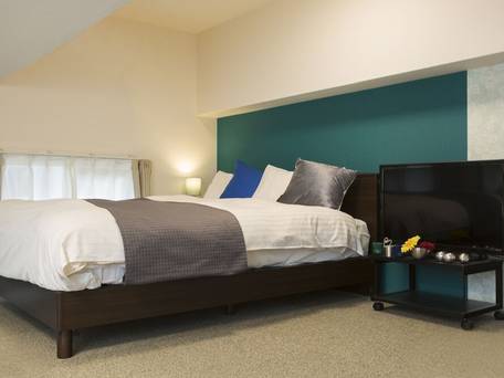 The Metropolitan / 1