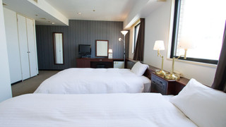 ツインルーム シングルベッド 2 台 禁煙