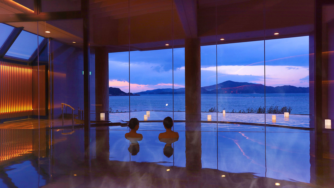 朝はスパークリングワイン飲み放題！夜は無料のアルコールで優雅な時間を4004446