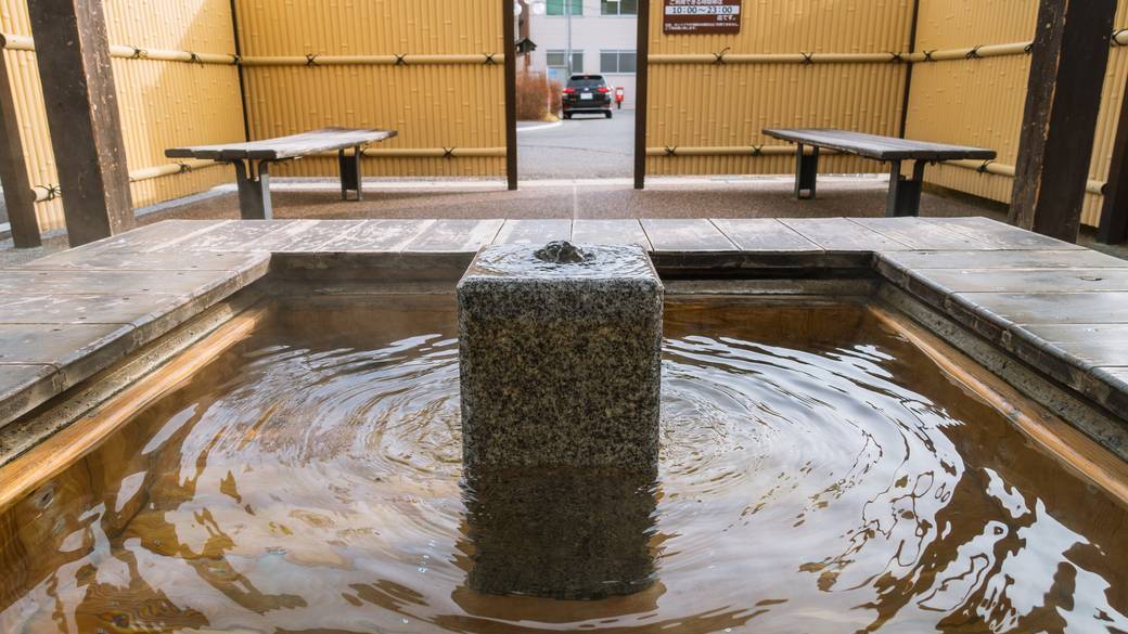 ホットプラザ浅間の足湯 / 3